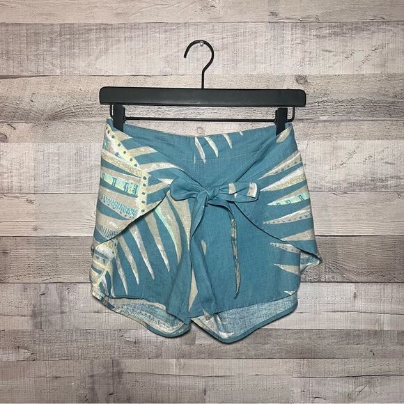 Patagonia Garden Island Teal Patterned Tie Hemp Shorts - Picture 3 of 8